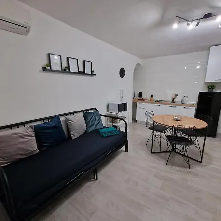 Al Trivio Apartment Naples Exterior photo